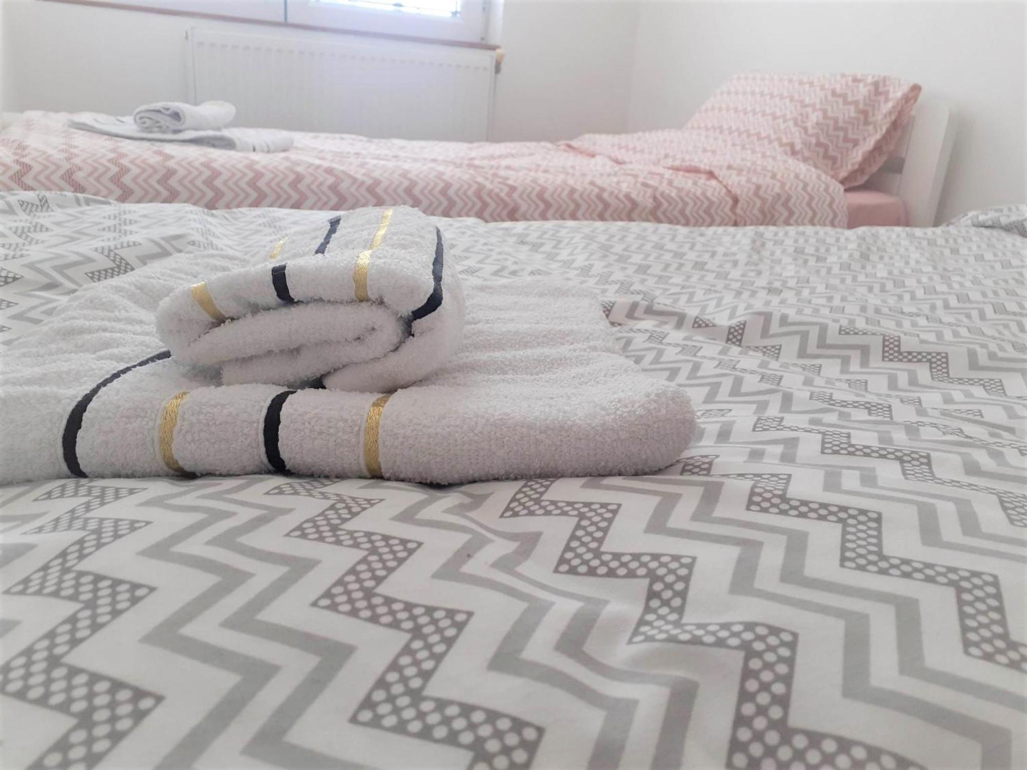 Ballet Apartament Скопье Экстерьер фото
